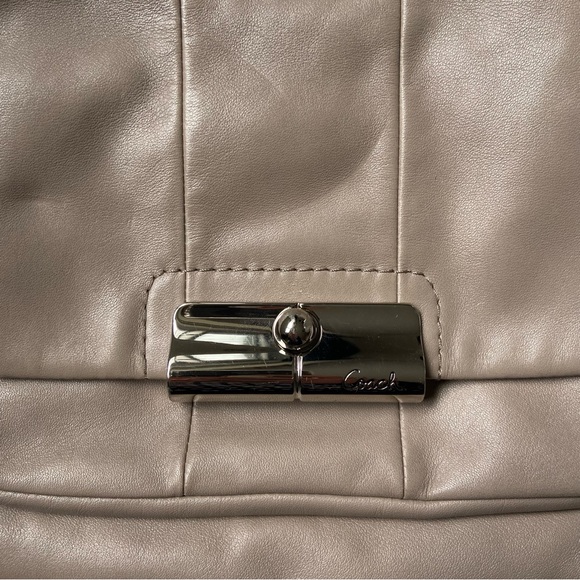 Coach hobo leather shoulder/crossbody bag - Picture 5 of 11